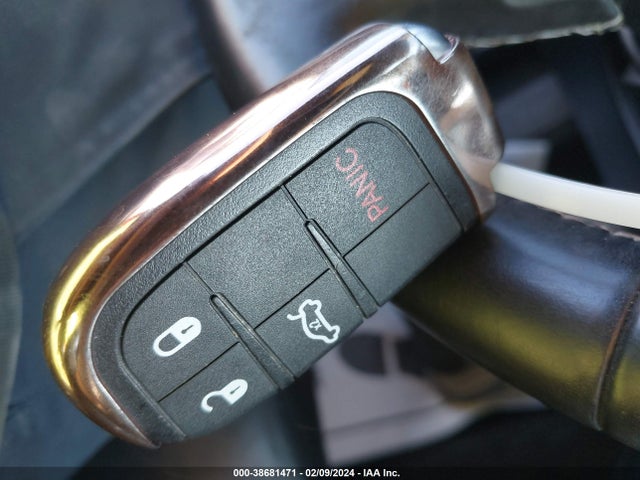 Chrysler 300 300s 2016 2C3CCABG3GH165748 Image 11