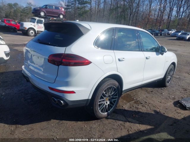 2018 PORSCHE CAYENNE E-HYBRID WP1AE2A24JLA72433 Photo 3