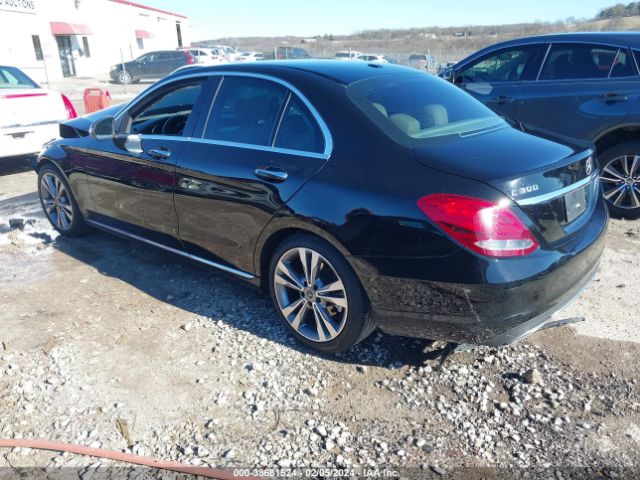 55SWF4JB7HU213197 Mercedes-Benz C 300 Luxury/sport