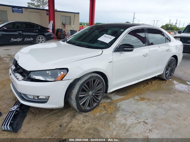 1VWBS7A35FC014453 Volkswagen Passat 1.8t Sport