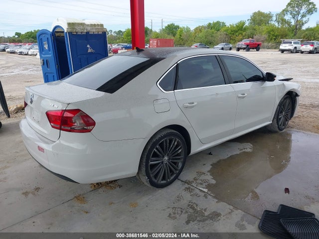 1VWBS7A35FC014453 Volkswagen Passat 1.8t Sport