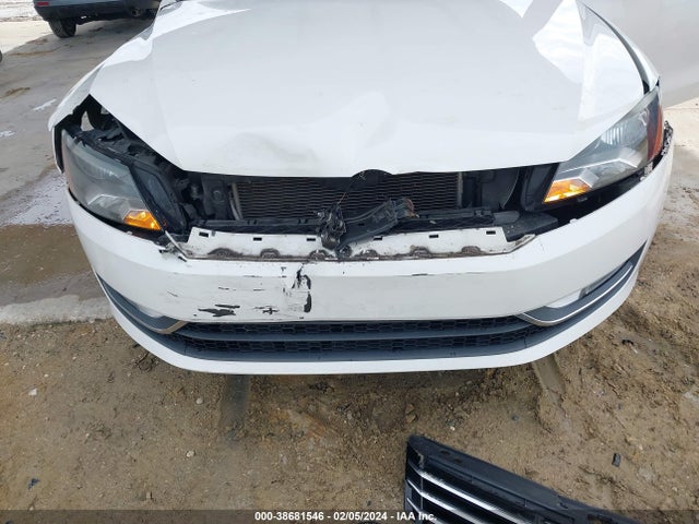 1VWBS7A35FC014453 Volkswagen Passat 1.8t Sport