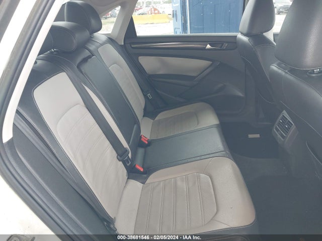 1VWBS7A35FC014453 Volkswagen Passat 1.8t Sport