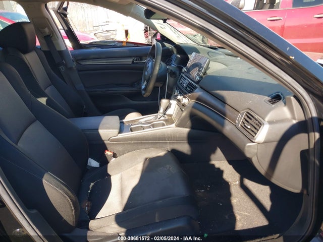 Honda ACCORD LX 2019 1HGCV1F14KA013742 Image 5