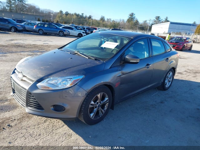 Ford FOCUS SE 2014 1FADP3F29EL365926 Image 2