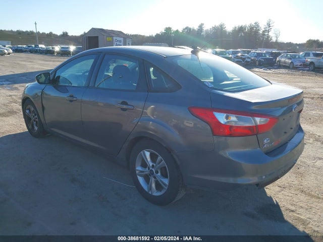 Ford FOCUS SE 2014 1FADP3F29EL365926 Image 3