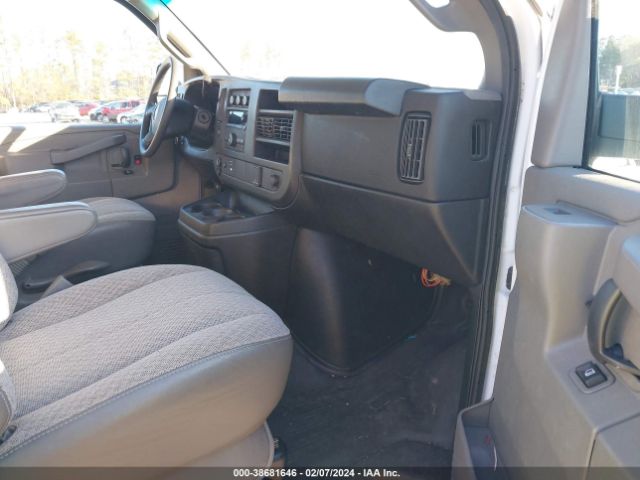1GTW7AFF4H1909324 GMC Savana 2500 Work Van