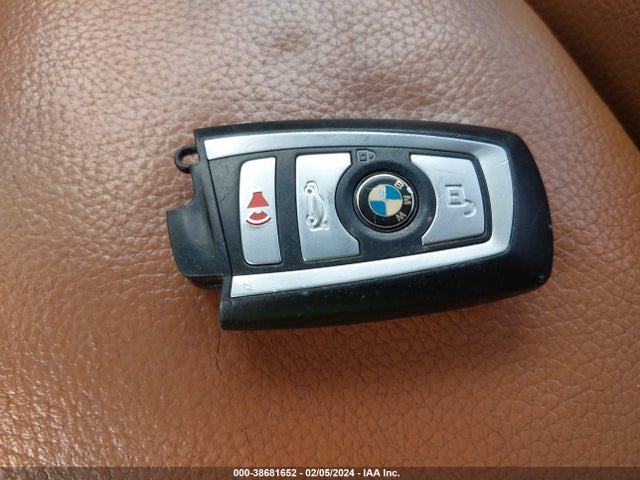 BMW 335i Xdrive 2014 WBA3B9G5XENR91471 Image 11