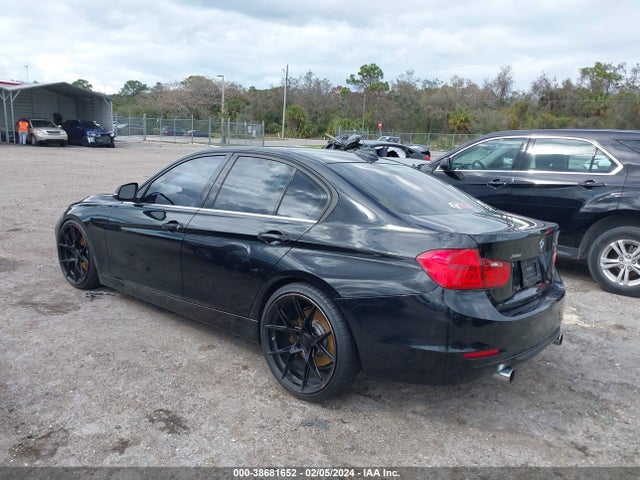 BMW 335i Xdrive 2014 WBA3B9G5XENR91471 Image 3