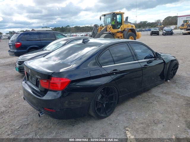 BMW 335i Xdrive 2014 WBA3B9G5XENR91471 Image 4