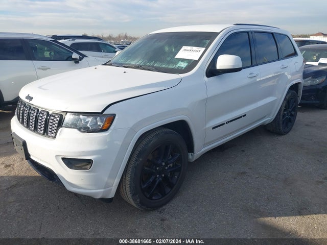 1C4RJEAGXNC127308 Jeep Grand Cherokee Wk Laredo X 4x2