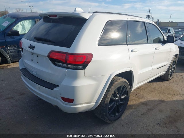 1C4RJEAGXNC127308 Jeep Grand Cherokee Wk Laredo X 4x2