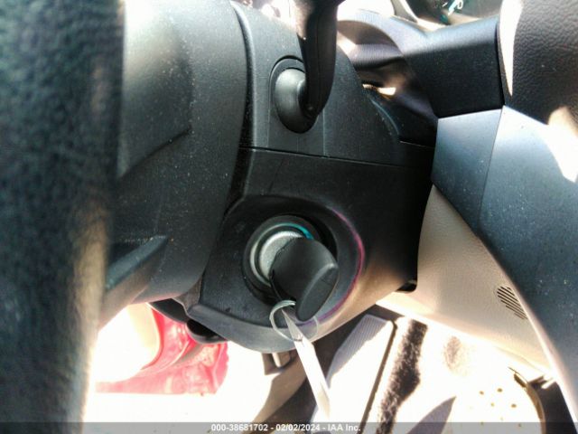 1FMCU9G93HUA25923 Ford ESCAPE SE
