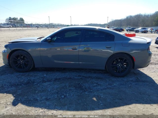2C3CDXBG0JH336656 Dodge Charger Sxt Rwd