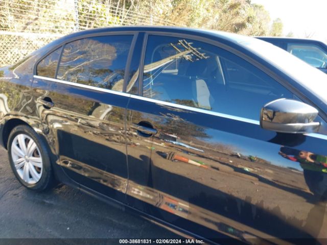 3VW2B7AJ2HM376255 Volkswagen Jetta 1.4t S