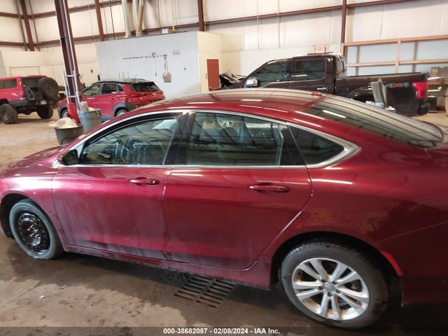 1C3CCCAB2FN702052 Chrysler 200 Limited
