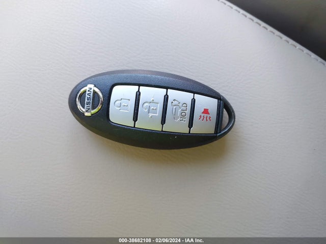 2014 NISSAN ROGUE SL VIN: 5N1AT2MT4EC773504