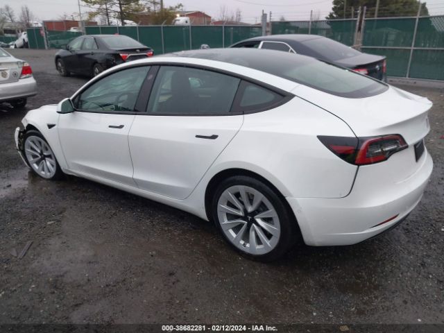2022 TESLA MODEL 3 5YJ3E1EB7NF208724 Photo 2