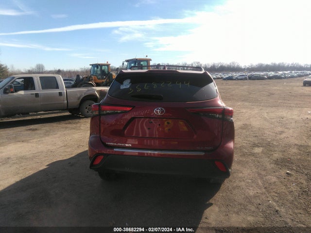 Toyota Highlander Xle 2022 5TDGZRBH3NS593658 Image 15