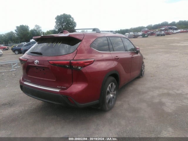 Toyota Highlander Xle 2022 5TDGZRBH3NS593658 Image 4