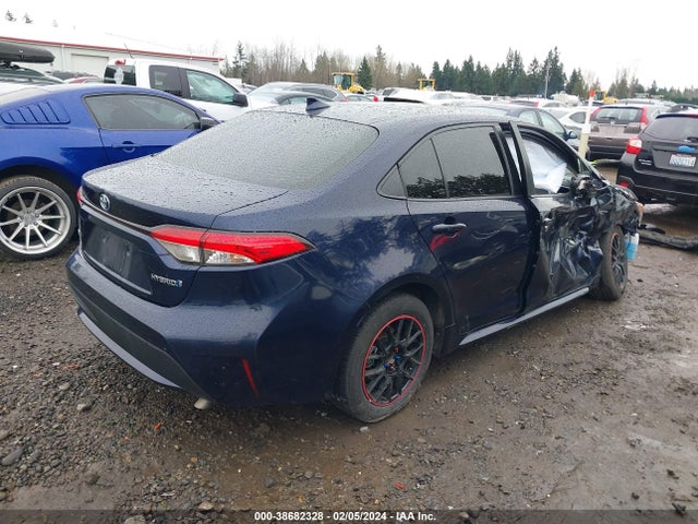 Toyota Corolla Hybrid Le 2022 JTDEAMDE3NJ036718 Image 4