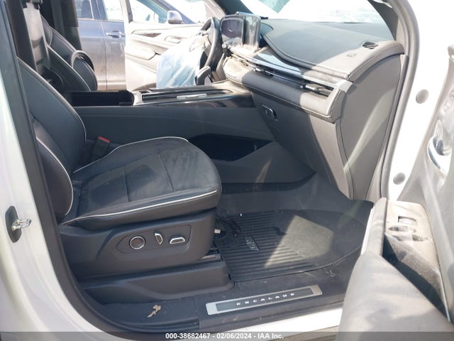 1GYS4FKL5MR272157 Cadillac Escalade 4wd Sport
