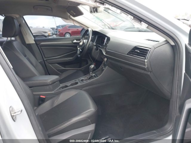 3VWE57BU9KM052997 Volkswagen Jetta 1.4t Sel