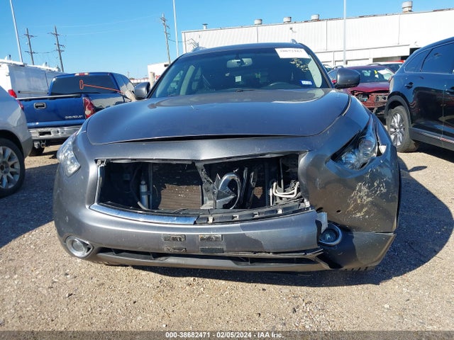 JN8CS1MU0GM130314 Infiniti QX70