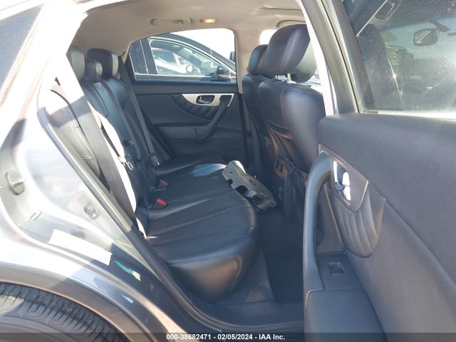 JN8CS1MU0GM130314 Infiniti QX70