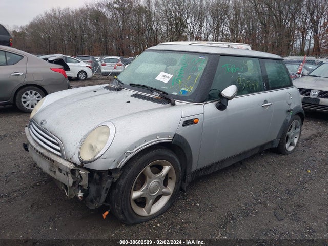 2005 MINI COOPER WMWRC33575TJ72908 Photo 1