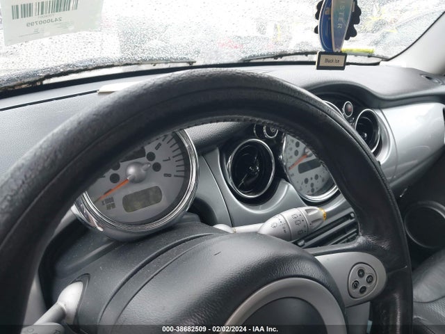 2005 MINI COOPER WMWRC33575TJ72908 Photo 6