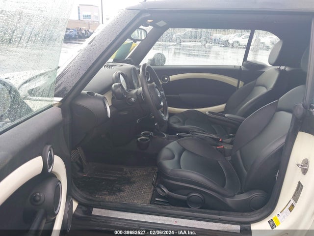 2013 MINI CONVERTIBLE WMWZP3C58DT551127 Photo 4