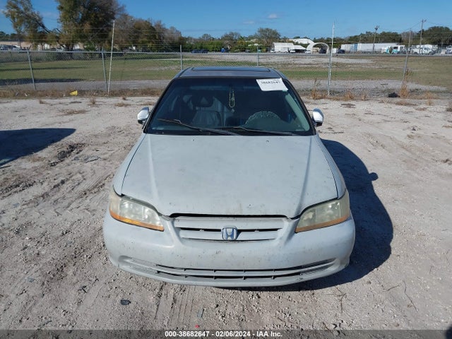 2002 HONDA ACCORD 3.0 EX VIN: 1HGCG16522A047837