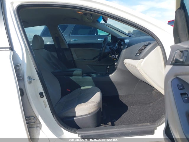 KIA Optima Lx 2015 KNAGM4A79F5581920 Image 5