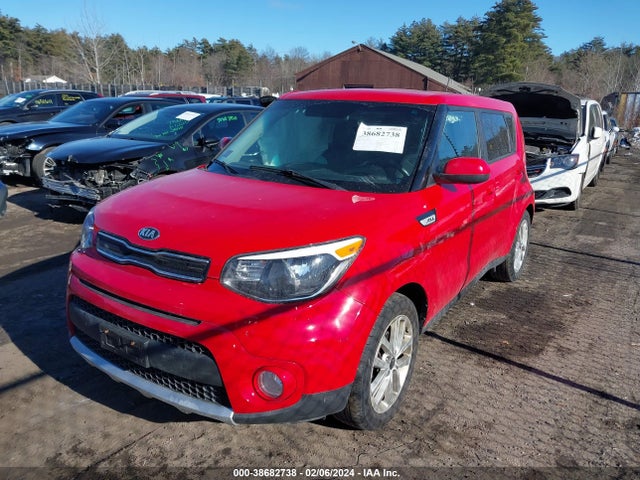 KIA SOUL + 2018 KNDJP3A59J7610693 Image 2