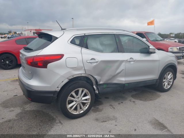 JN1BJ1CP5HW019806 Nissan Rogue Sport Sv