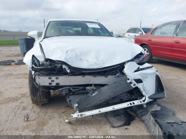 JTHBA1D29H5054157 Lexus IS 200T