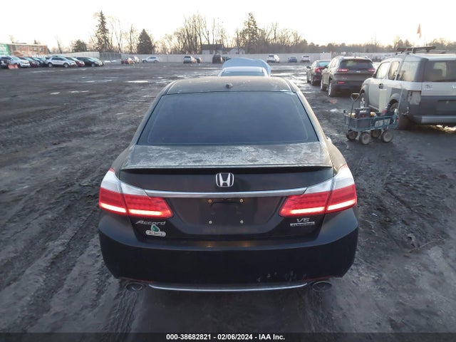 Honda Accord Touring 2015 1HGCR3F96FA004794 Image 16