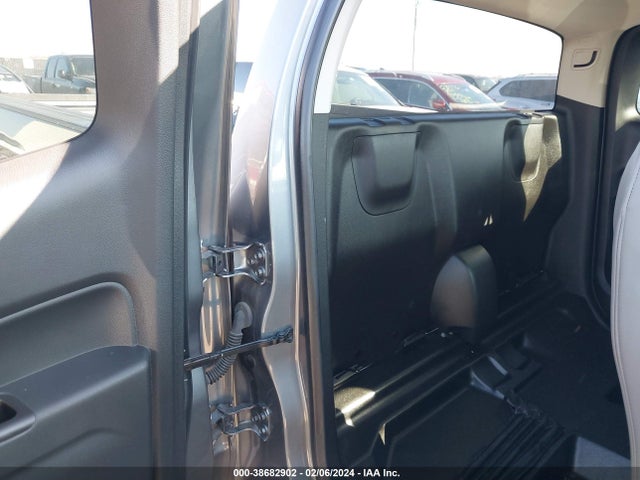 Chevrolet Colorado 2wd  Long Box Wt 2020 1GCHSBEA1L1227660 Image 8