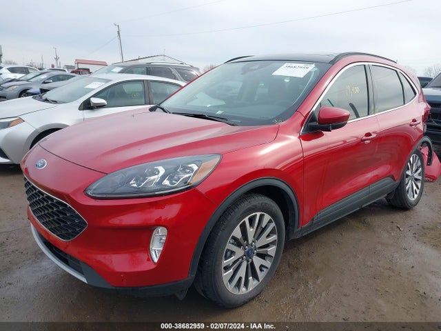 Ford Escape Titanium 2022 1FMCU9J96NUB56459 Image 2