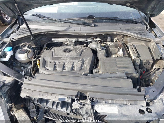3VV0B7AX9JM099416 Volkswagen Tiguan 2.0t S
