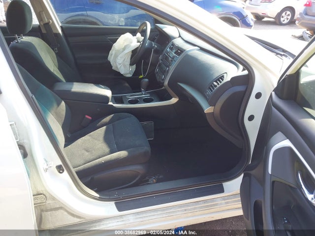 Nissan Altima 2.5 S 2015 1N4AL3AP1FC458121 Image 5