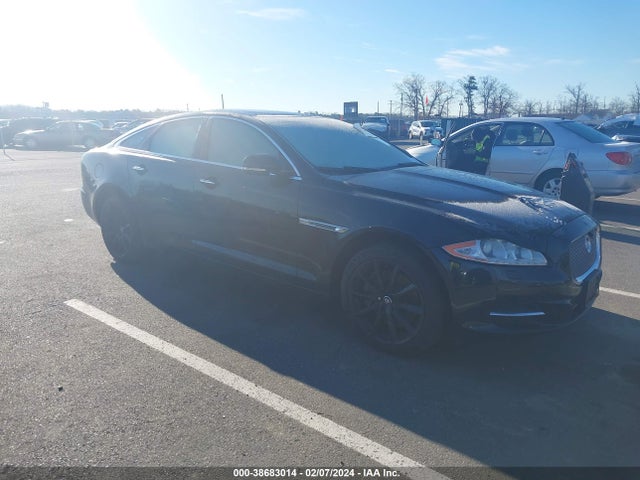 2012 JAGUAR XJ SAJWA1CB4CLV30681 Photo 0