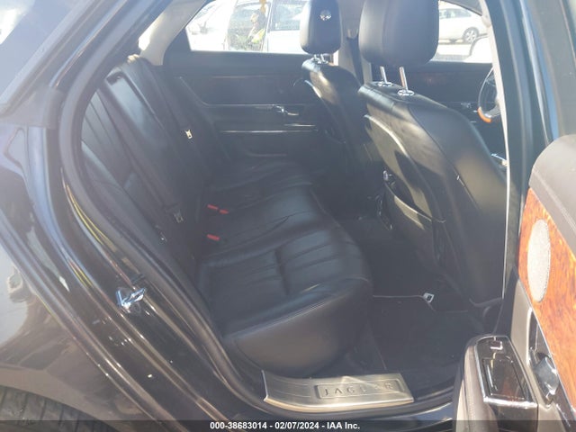 2012 JAGUAR XJ SAJWA1CB4CLV30681 Photo 7