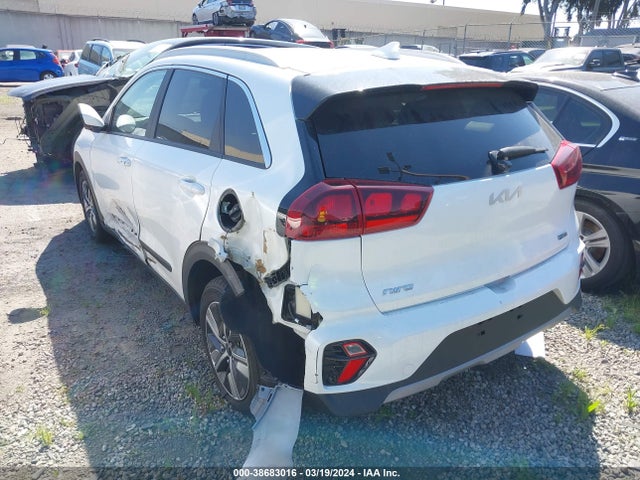 KIA Niro Lxs 2022 KNDCB3LC6N5547640 Image 3