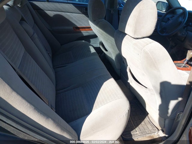 2002 TOYOTA CAMRY XLE VIN: 4T1BE32K92U540853