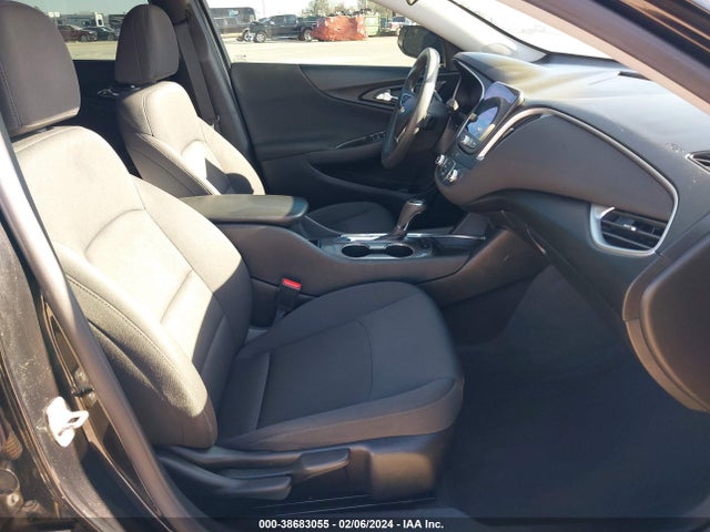 Chevrolet Malibu 1fl 2019 1G1ZC5STXKF123994 Image 5