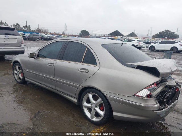 2005 MERCEDES-BENZ C 230 KOMPRESSOR SPORT VIN: WDBRF40J05F680524