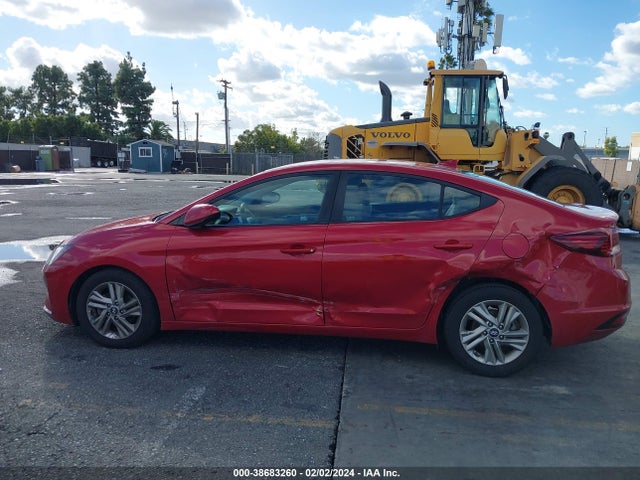 Hyundai ELANTRA SEL 2019 5NPD84LF0KH458113 Image 14