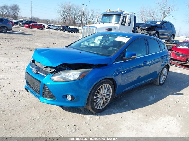 Ford Focus Titanium 2014 1FADP3N20EL344240 Image 2